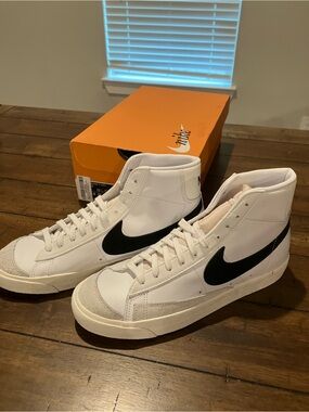 Nike Women’s Blazer Sneakers